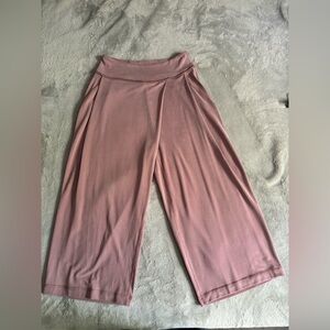 Lululemon wide leg crop